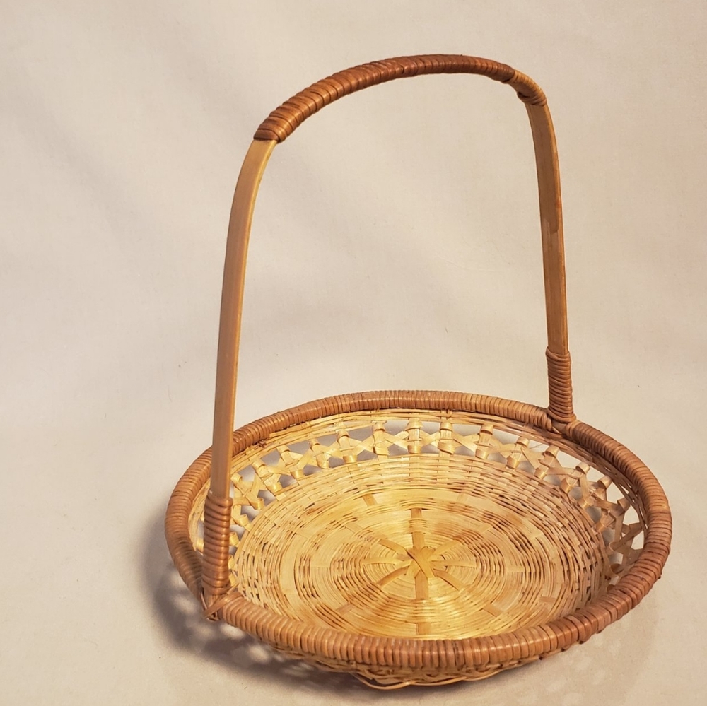 Vintage basket - Picture 1 of 5